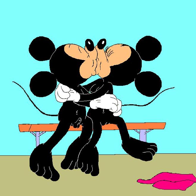 Mickey Mouse Beach Porn - Mickey Mouse and Mini fucking at beach