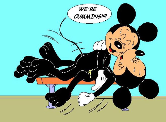Mini Cartoon Porn - Mickey Mouse and Mini fucking at beach