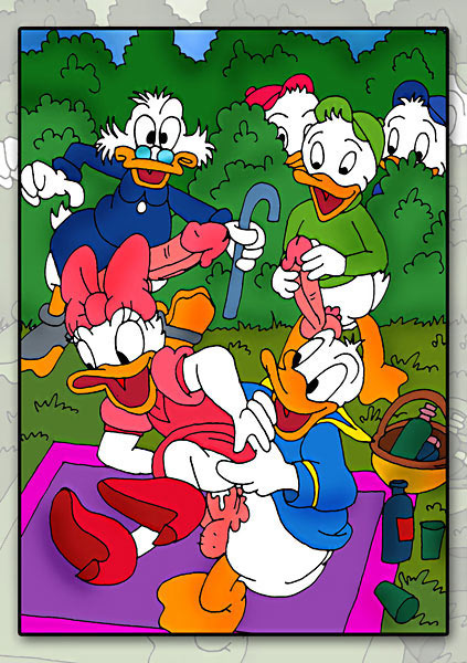 Daisy Duck Cartoon Sex - Nude Fred Flinstone sucked for Donald Duck famous cartoon porn